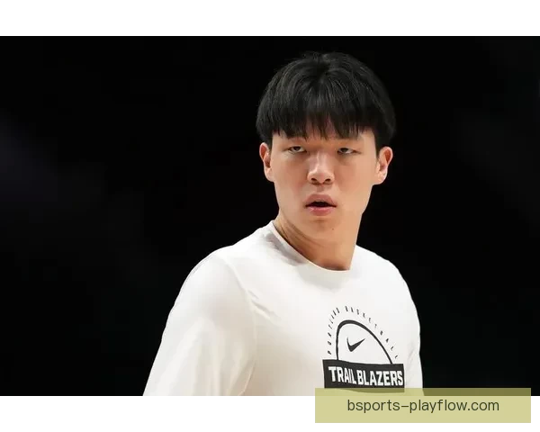 杨瀚森混音队巧妙运用英文数数干扰对手发球技巧赢得比赛